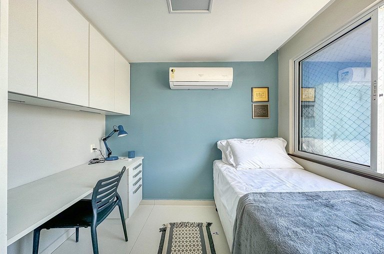 Luxuosa Cobertura com vista incrível para o mar