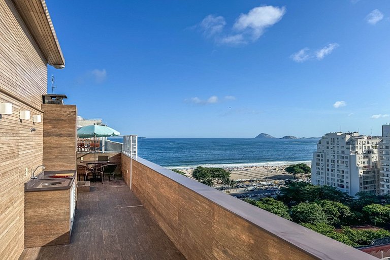 Luxuosa Cobertura com vista incrível para o mar