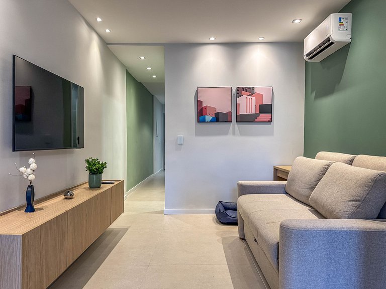 Studio de Luxo a 1 Quadra da Praia de Copacabana