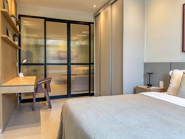 Studio de Luxo a 1 Quadra da Praia de Copacabana