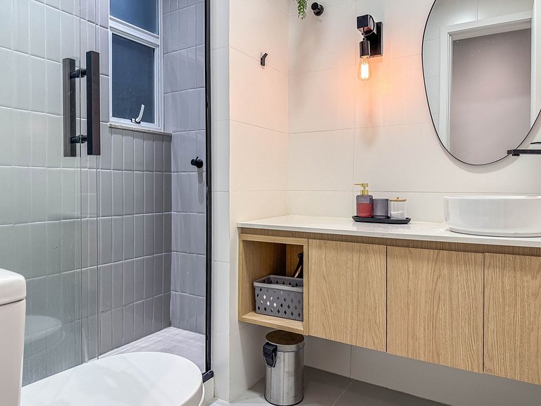 Studio de Luxo a 1 Quadra da Praia de Copacabana