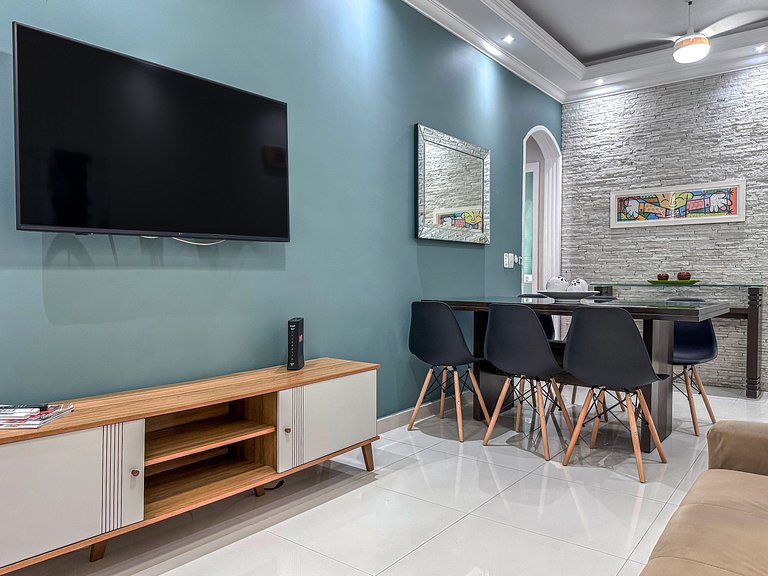 Vista Mar com 2 Quartos na quadra da praia