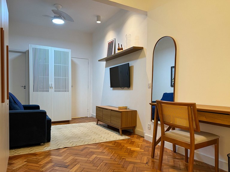 Charmoso Studio a 1 quadra da praia de Copacabana