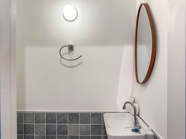 Charmoso Studio a 1 quadra da praia de Copacabana