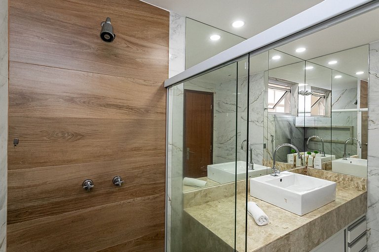 Novo! Design & Conforto/2Qts | 100m Praia/Metrô