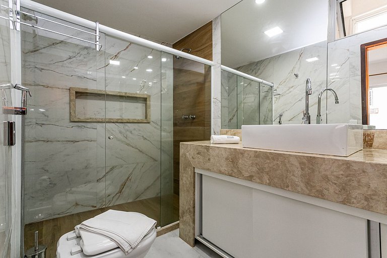 Novo! Design & Conforto/2Qts | 100m Praia/Metrô