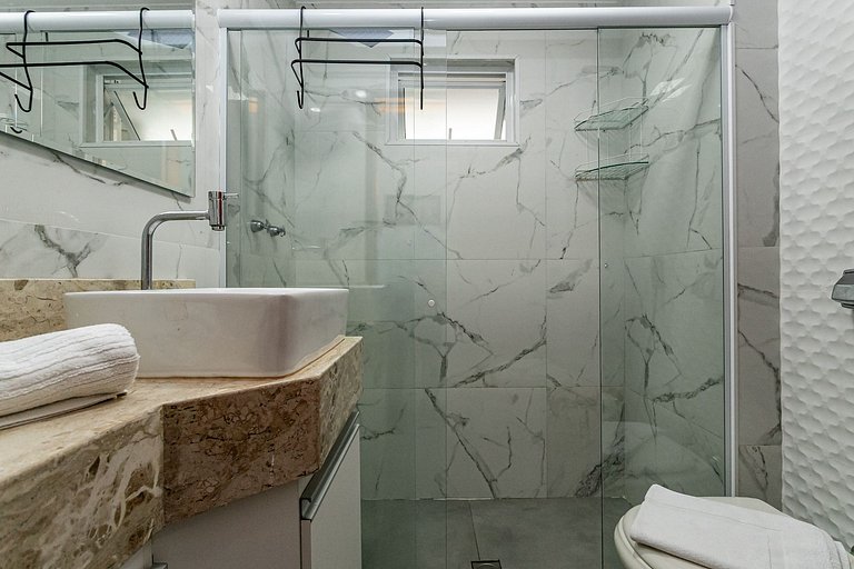 Novo! Design & Conforto/2Qts | 100m Praia/Metrô