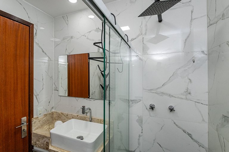 Novo! Design & Conforto/2Qts | 100m Praia/Metrô