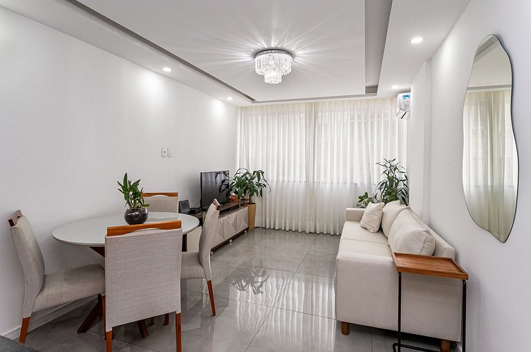 Novo! Design & Conforto/2Qts | 100m Praia/Metrô