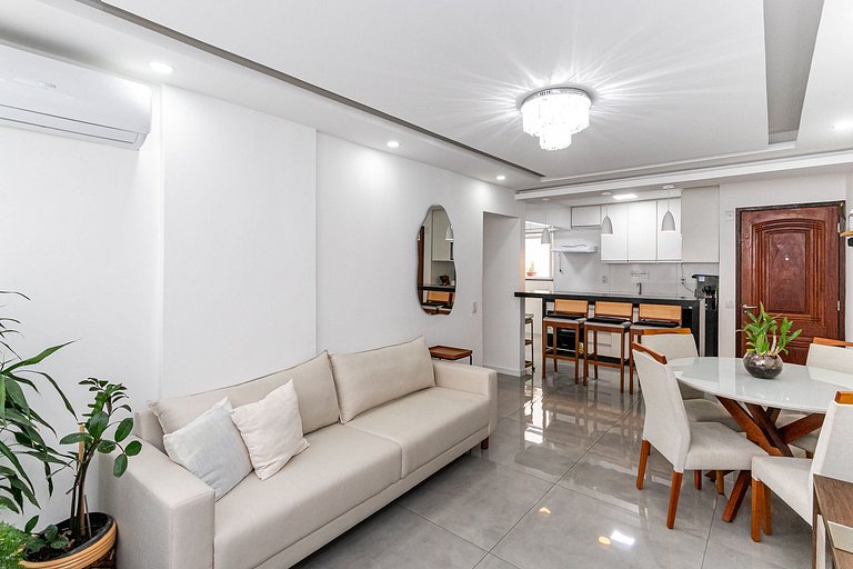 Novo! Design & Conforto/2Qts | 100m Praia/Metrô