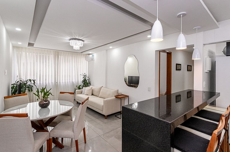 Novo! Design & Conforto/2Qts | 100m Praia/Metrô