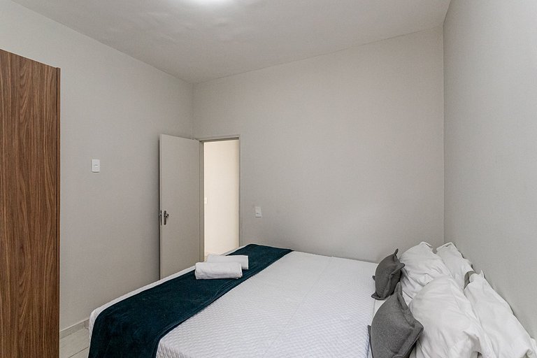 Charmoso apartamento para família perto da praia