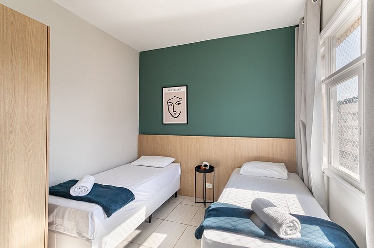 Charmoso apartamento para família perto da praia