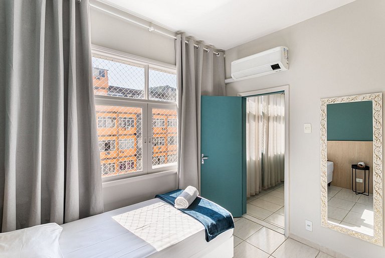 Charmoso apartamento para família perto da praia